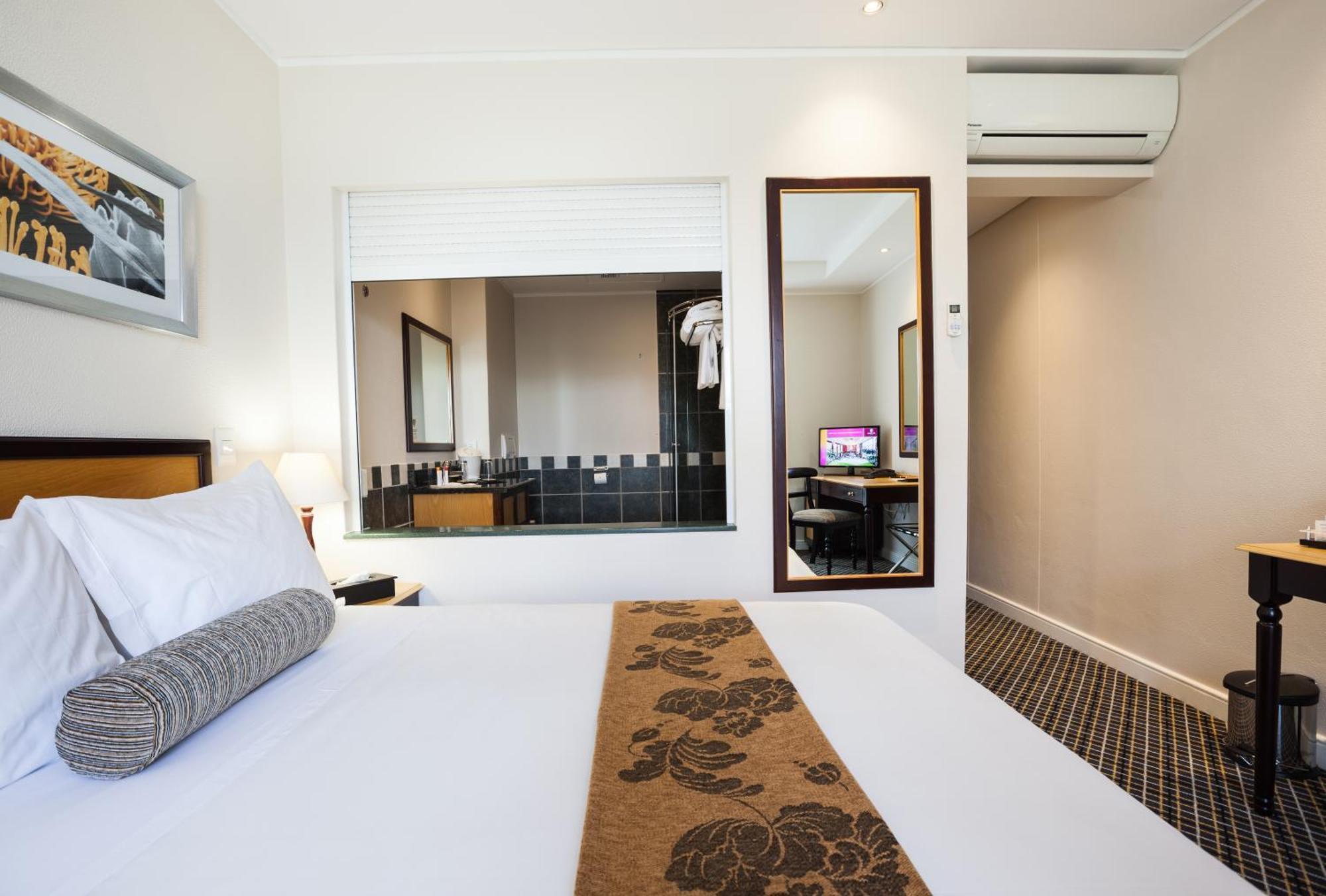 Hotel Grandwest 3*