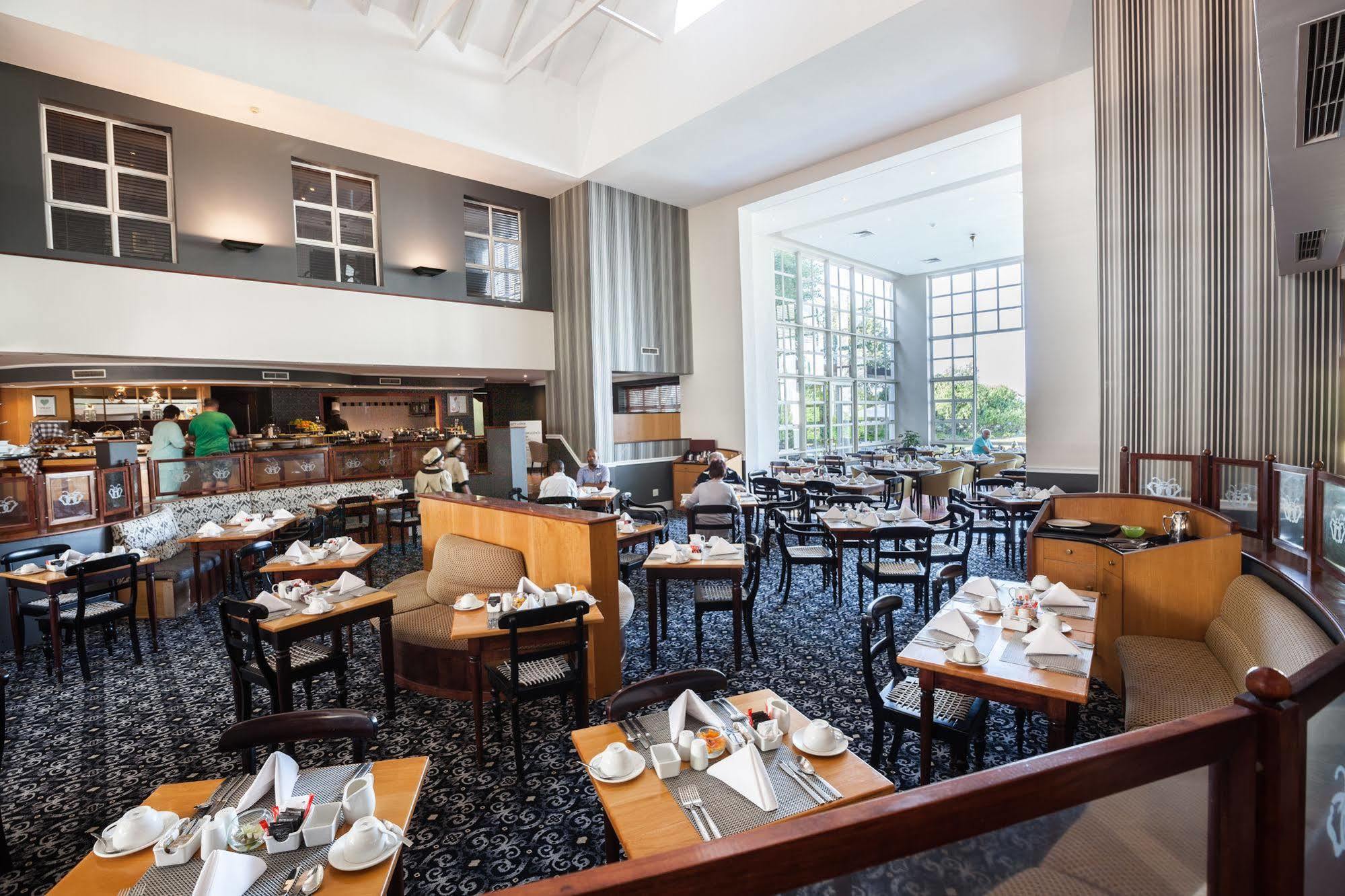 Grandwest Hotel Epping