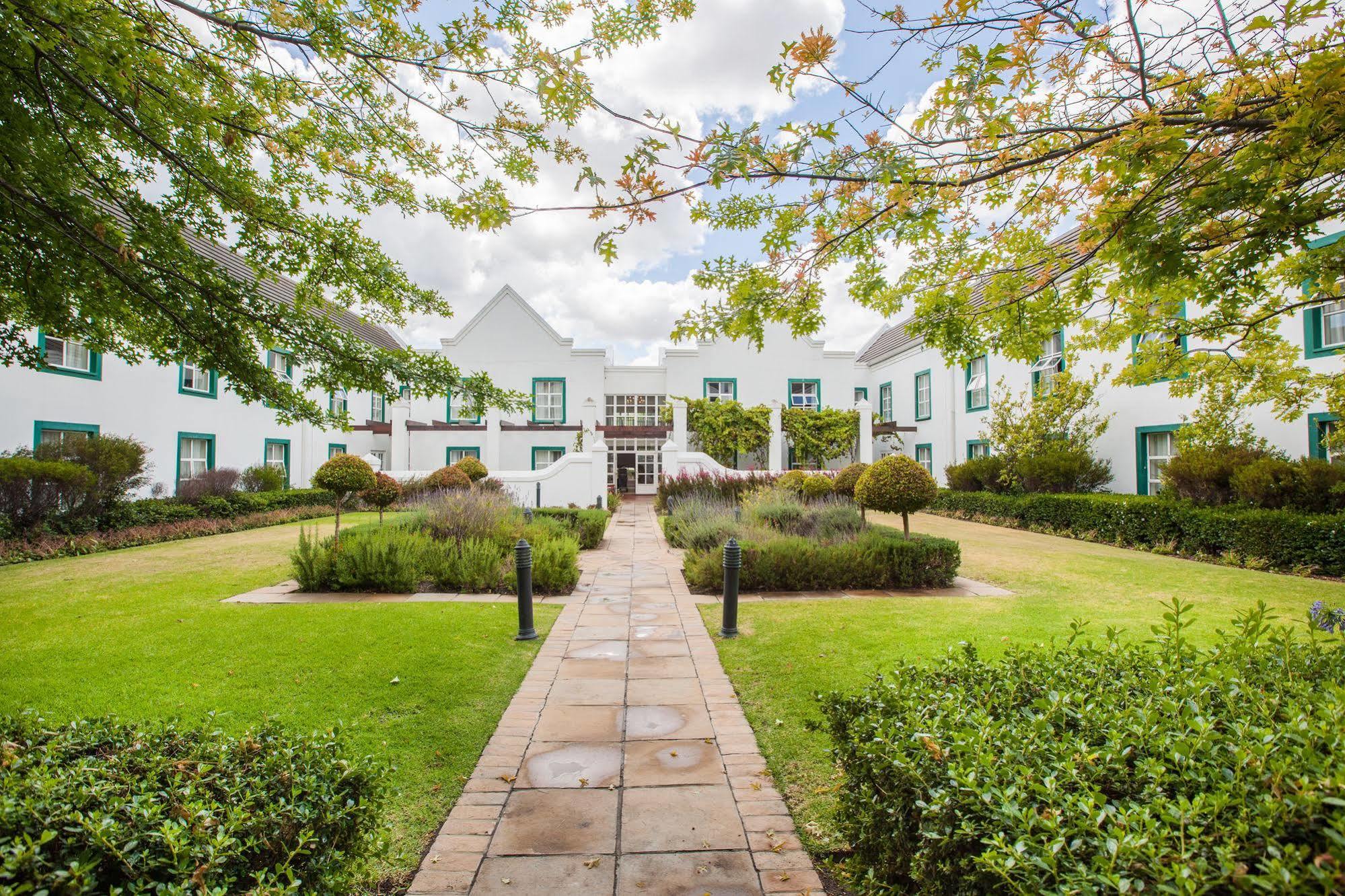 Grandwest Hotel 3*